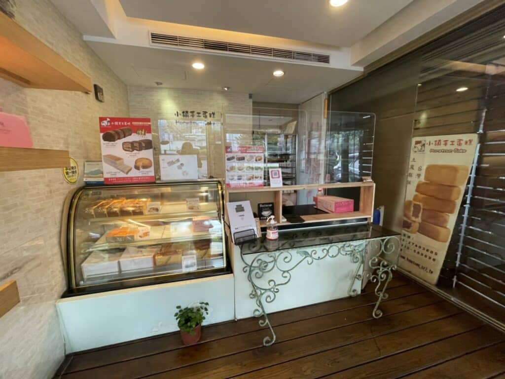 【台北松山甜點】小鎮手工蛋糕-內有2024價目表-甜點控不得不愛的雙層芋泥蛋糕與濃厚紐約重乳酪蛋糕 - 17