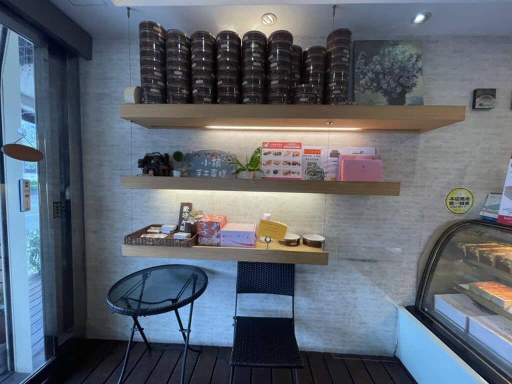 【台北松山甜點】小鎮手工蛋糕-內有2024價目表-甜點控不得不愛的雙層芋泥蛋糕與濃厚紐約重乳酪蛋糕 - 19
