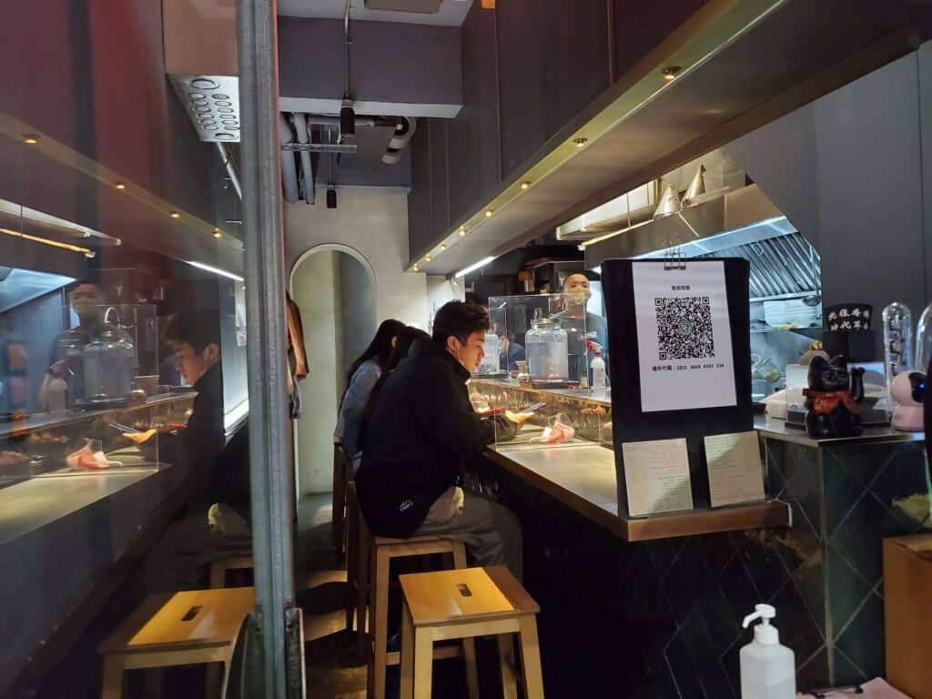 【台北大安美食】真劍拉麵-內有2024菜單/夢幻藍鹽味翠雞拉麵視覺與味覺的饗宴 - 19