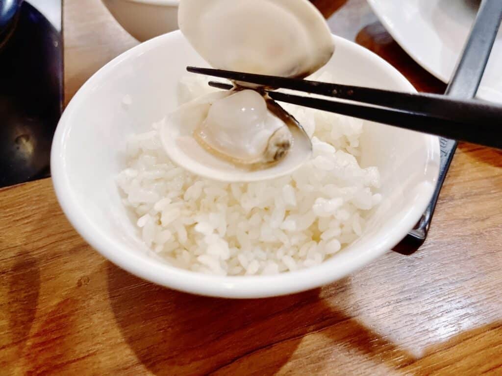 【台北大安美食】大毛屋涮涮鍋-內有2024最新菜單/免費招待寵物吃雞肉吃到飽/與毛小孩一起吃火鍋的寵物友善餐廳 - 16