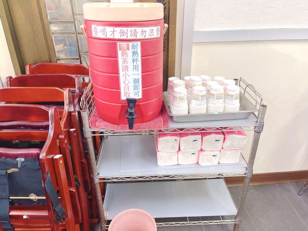 【松山美食】松山小紅莓石頭火鍋城-內有2026菜單/台北前三名的人氣石頭火鍋 - 55