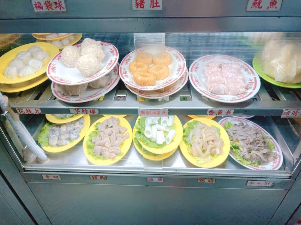 【松山美食】松山小紅莓石頭火鍋城-內有2026菜單/台北前三名的人氣石頭火鍋 - 16