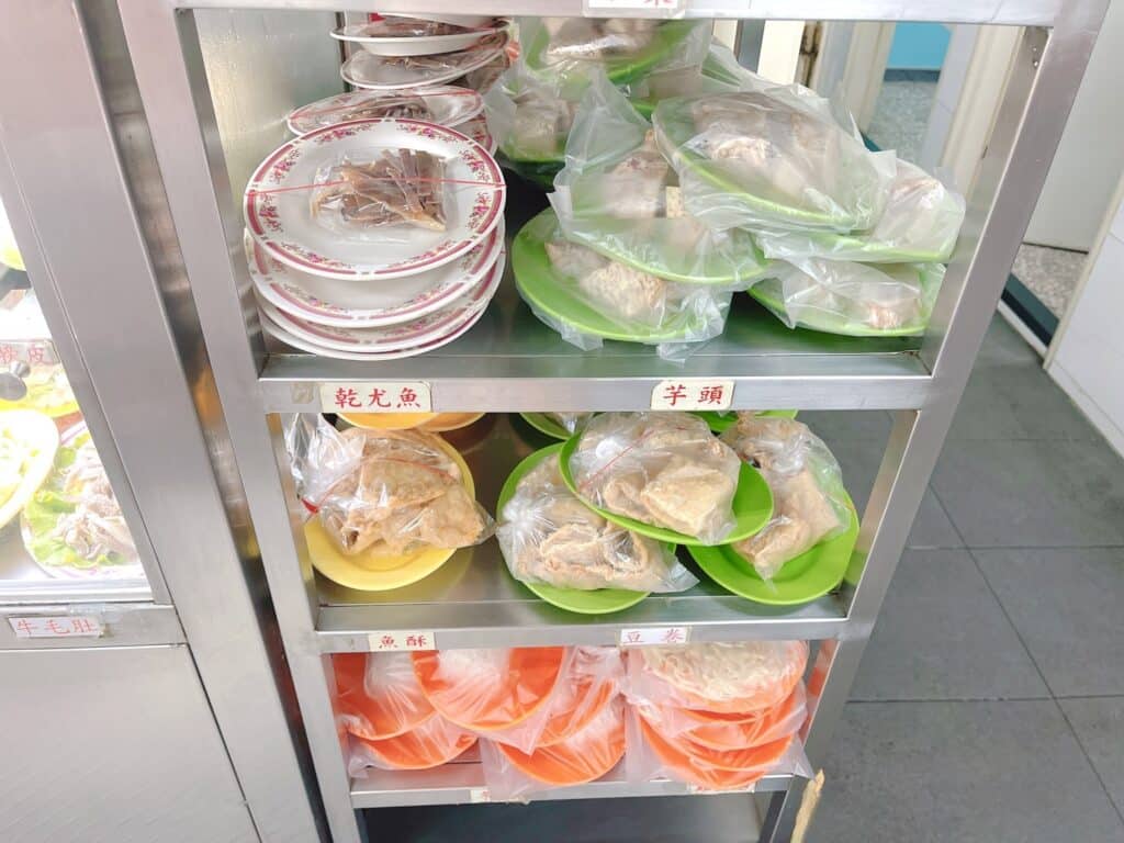 【松山美食】松山小紅莓石頭火鍋城-內有2026菜單/台北前三名的人氣石頭火鍋 - 20