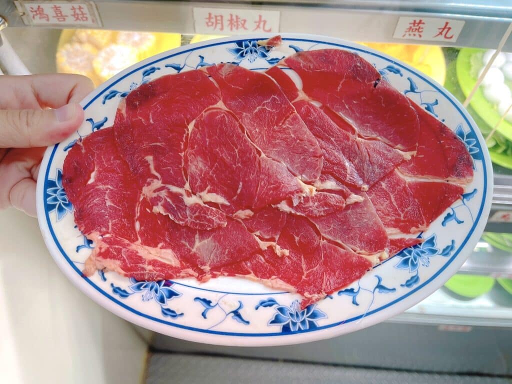 【松山美食】松山小紅莓石頭火鍋城-內有2026菜單/台北前三名的人氣石頭火鍋 - 13