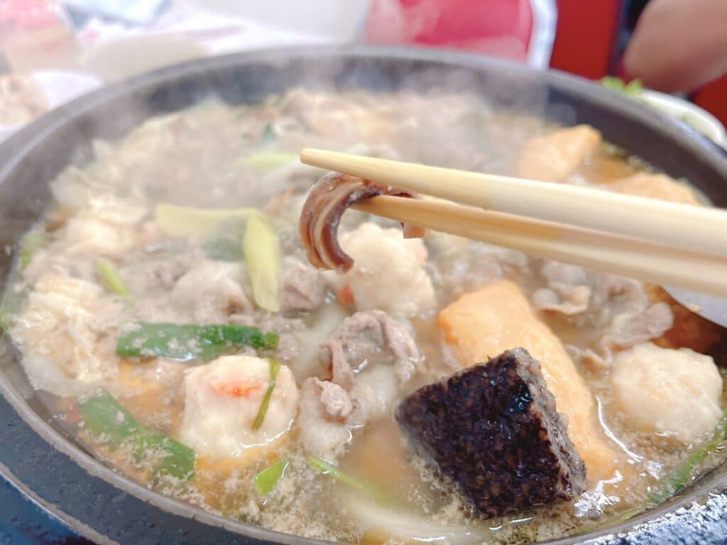 【松山美食】松山小紅莓石頭火鍋城-內有2026菜單/台北前三名的人氣石頭火鍋 - 36