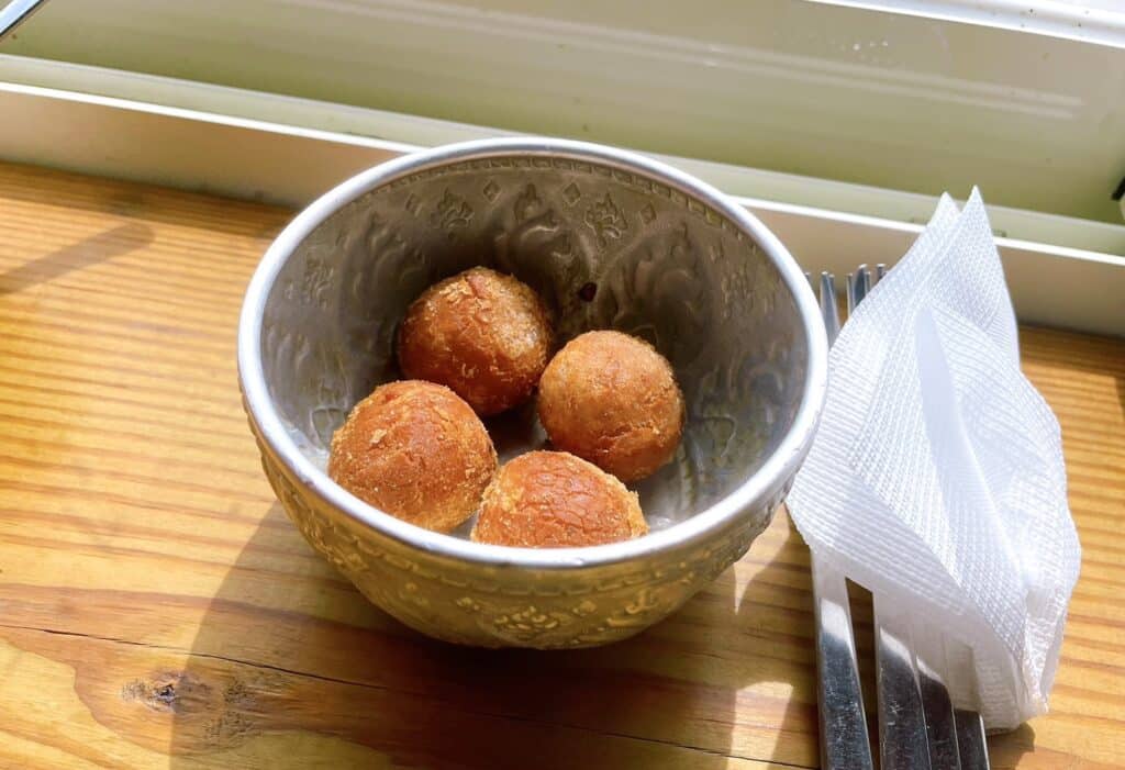 【龍潭美食】青山雲隱-內有2026菜單/茶園旁的雲滇緬南洋風味的平價百元美食 - 24