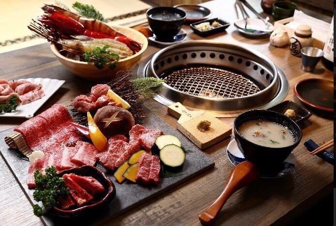 脂板前炭火燒肉