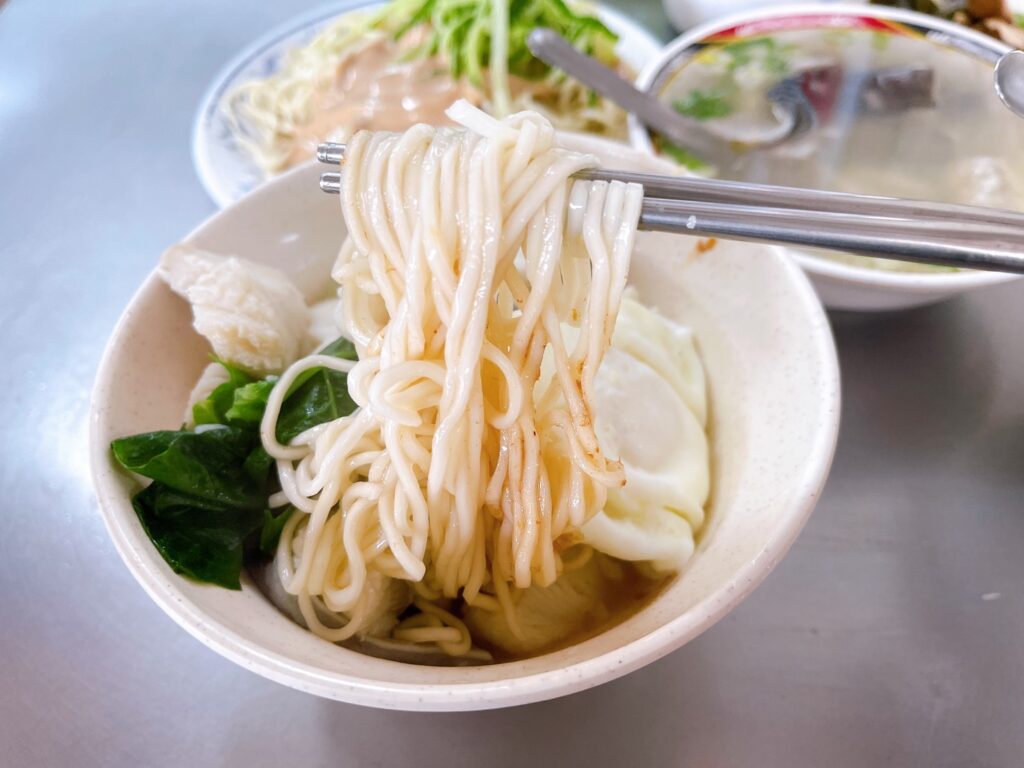 【台北信義美食】易家鯊魚麵-內有2024菜單/鯊魚入口即化在地獨特的美味 - 14