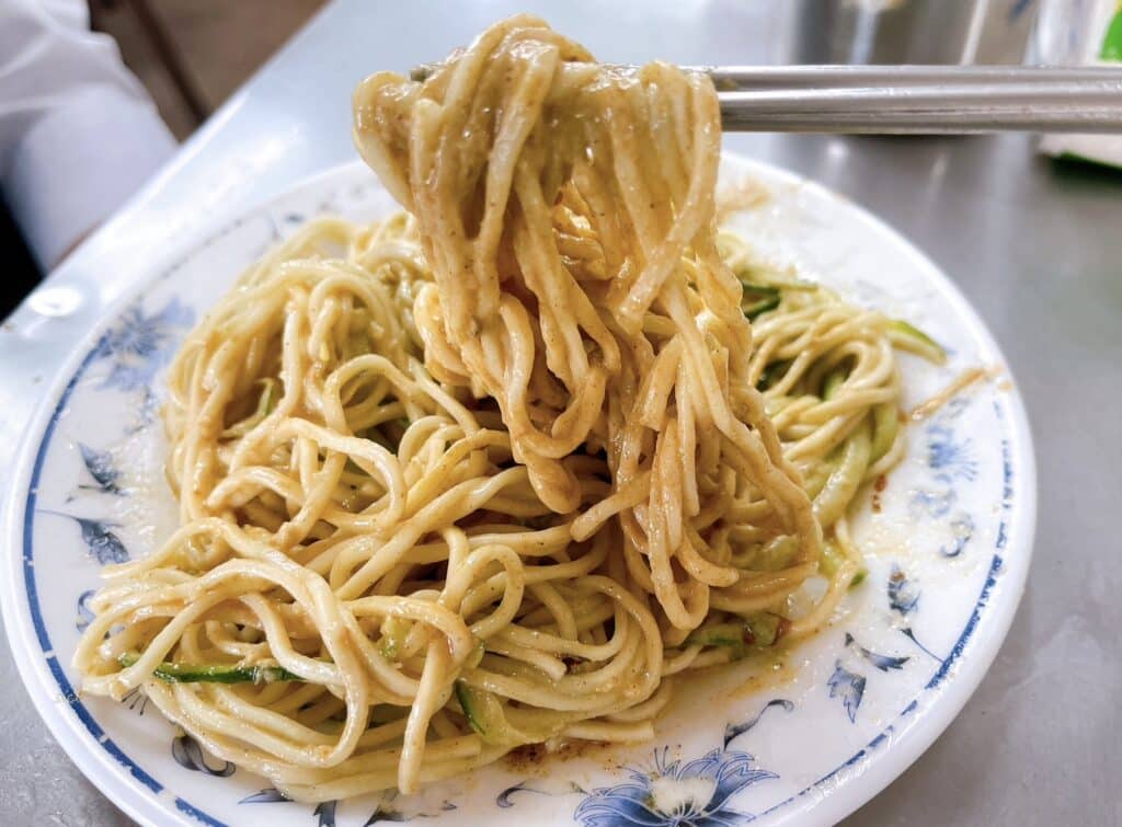 【台北信義美食】易家鯊魚麵-內有2024菜單/鯊魚入口即化在地獨特的美味 - 20