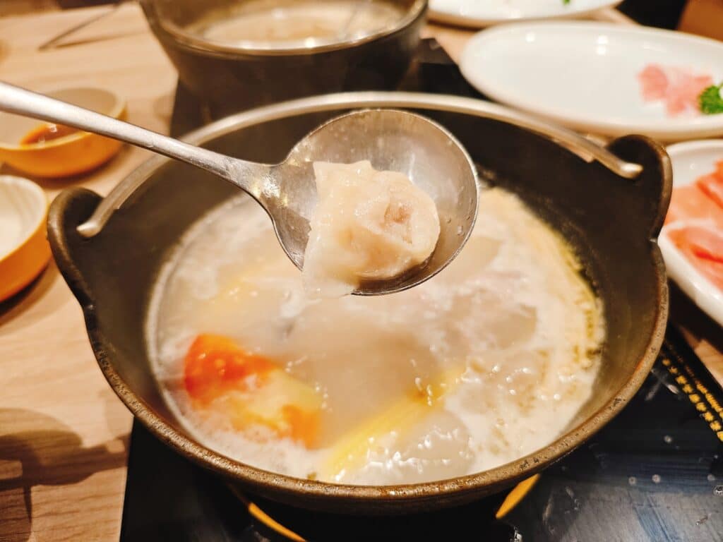 【台北美食】雞湯大叔-內有2026菜單/主打法式雞湯的湯頭/為了湯控而生的火鍋 - 35