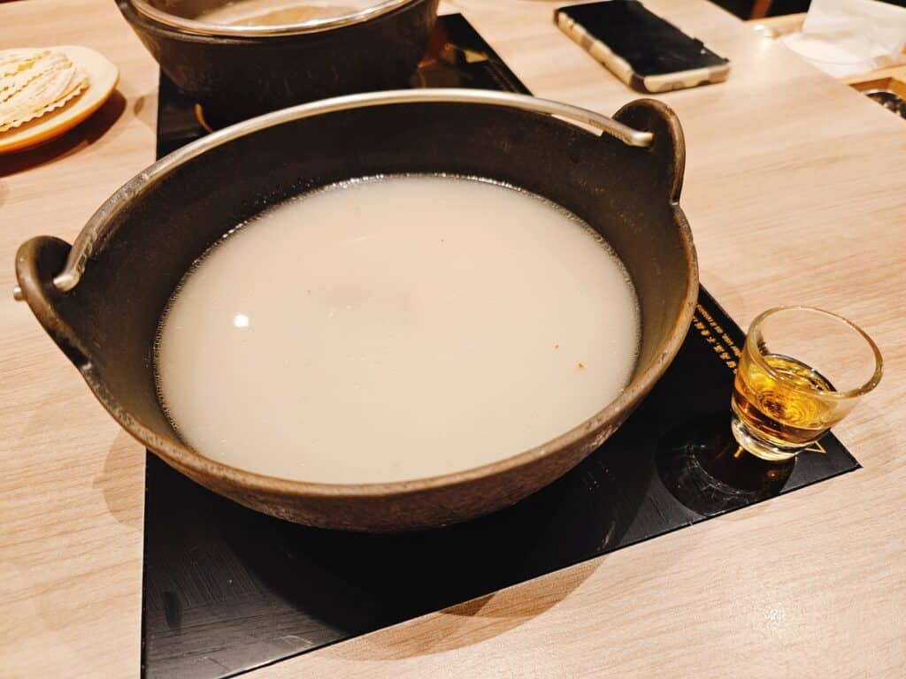 【台北美食】雞湯大叔-內有2026菜單/主打法式雞湯的湯頭/為了湯控而生的火鍋 - 14