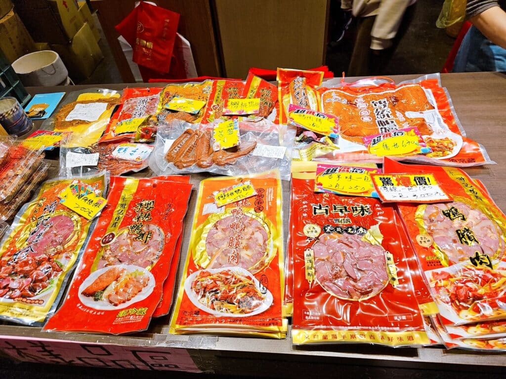 【宜蘭景點】鴨寮故事館-內有2024票價/近距離餵食鴨子還可DIY紅土鹹蛋 - 15