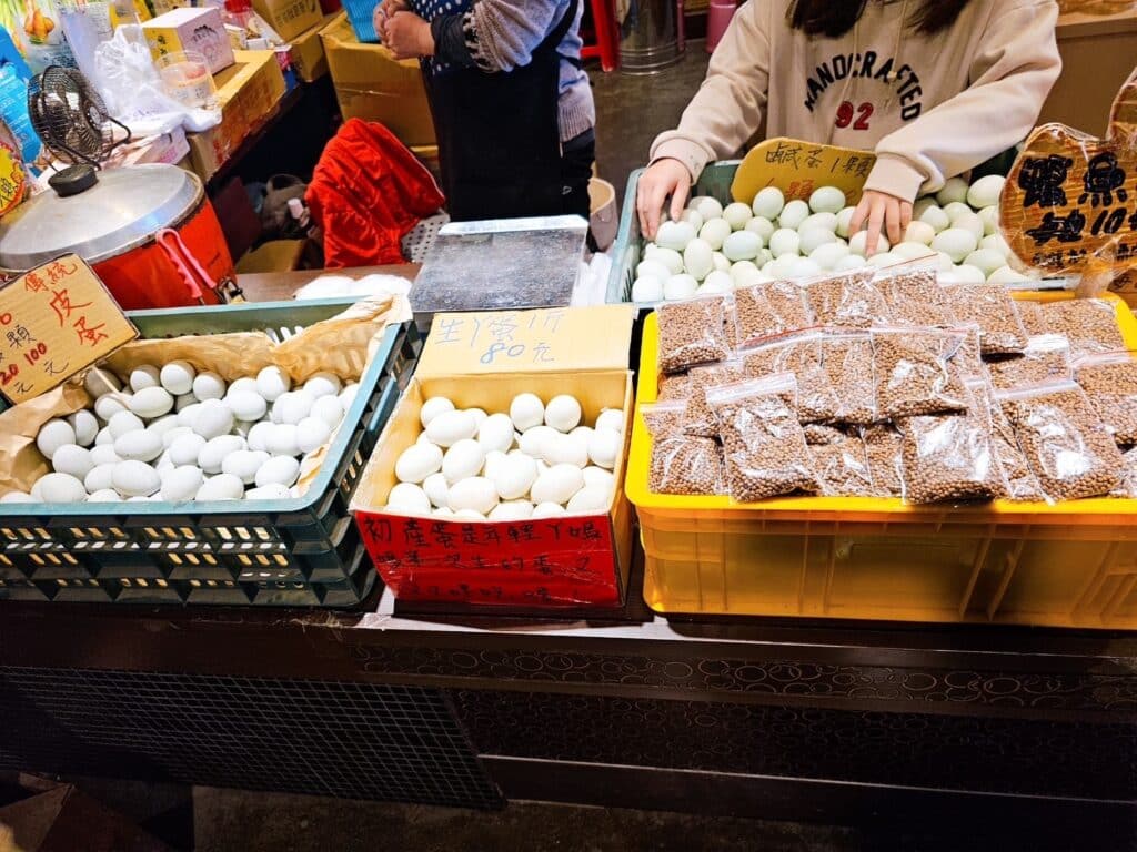 【宜蘭景點】鴨寮故事館-內有2024票價/近距離餵食鴨子還可DIY紅土鹹蛋 - 16