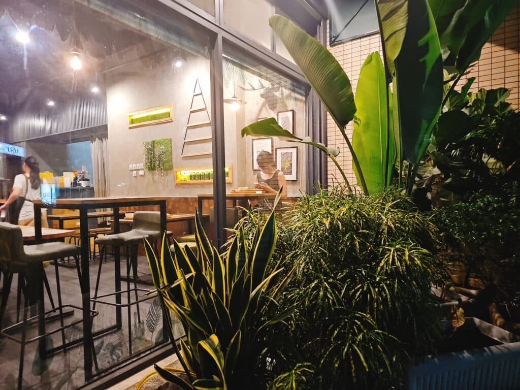 【新北美食】厚哩咖在-內有2026菜單/一次擁有日式果香咖哩與南洋椰香咖哩 - 25