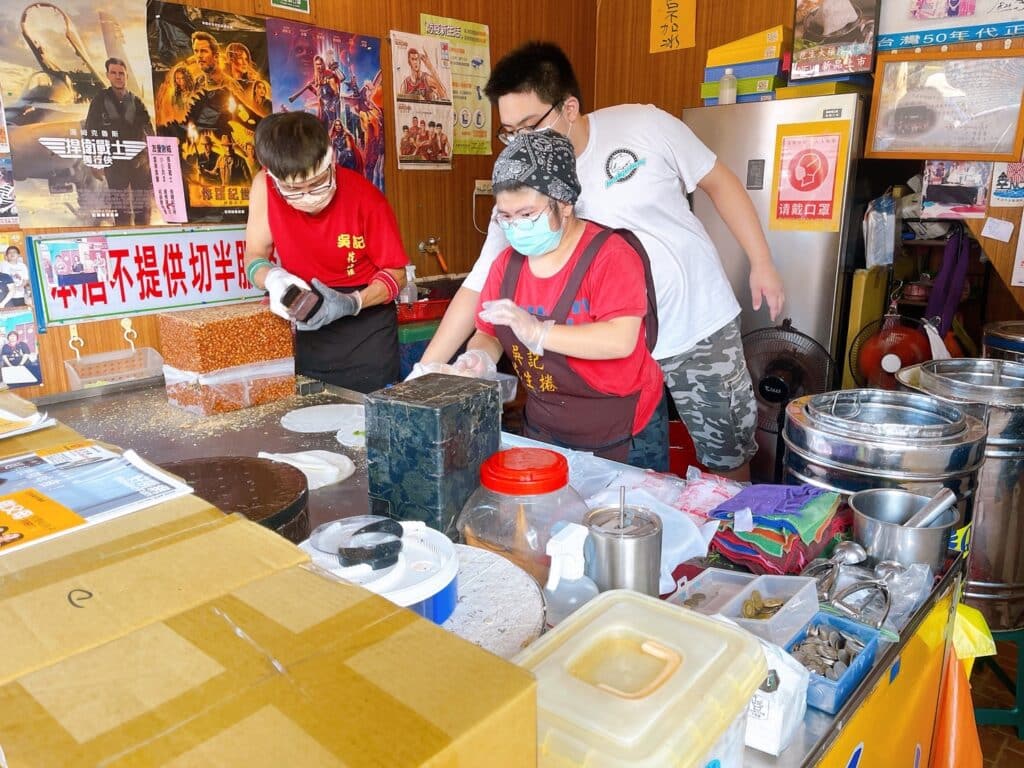 【宜蘭美食】吳記花生捲冰淇淋-內有2026菜單/餅皮Q彈帶有濃郁花生香味 - 13