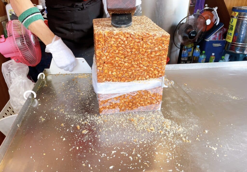 【宜蘭美食】吳記花生捲冰淇淋-內有2026菜單/餅皮Q彈帶有濃郁花生香味 - 16
