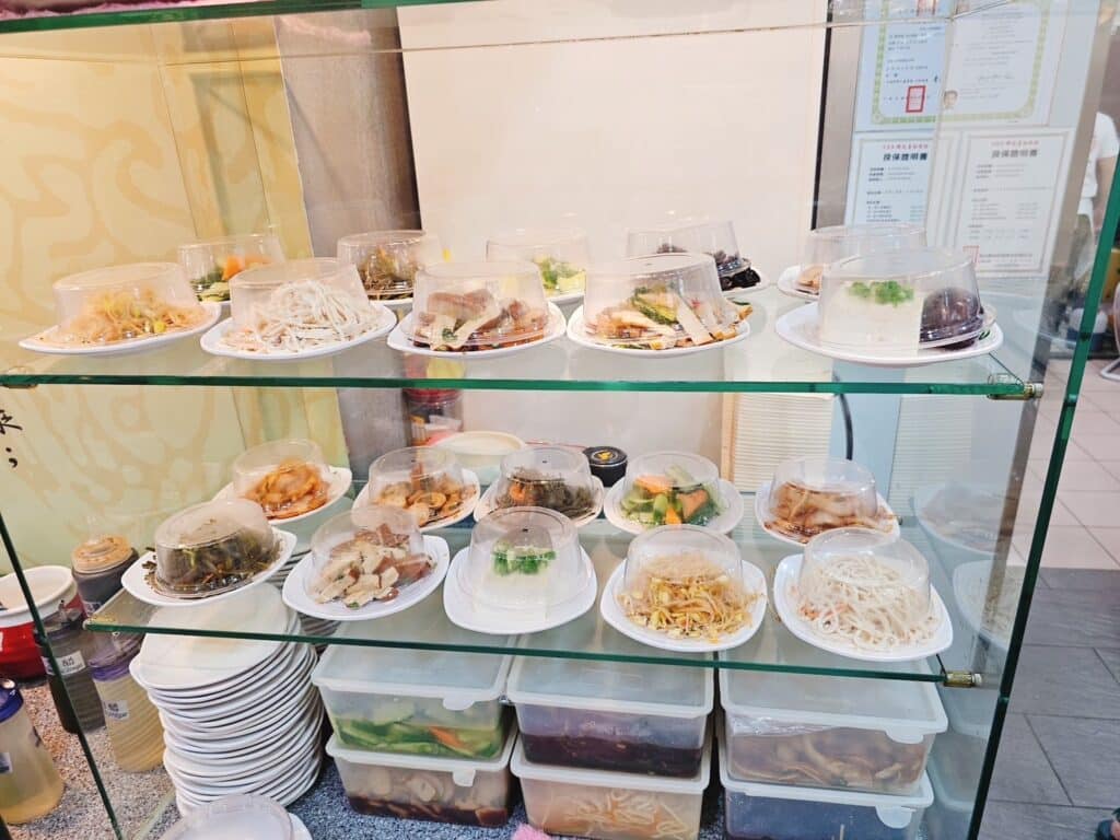 【台北美食】頂好紫琳蒸餃館-內有2024菜單/東區超人氣平價美食 - 29