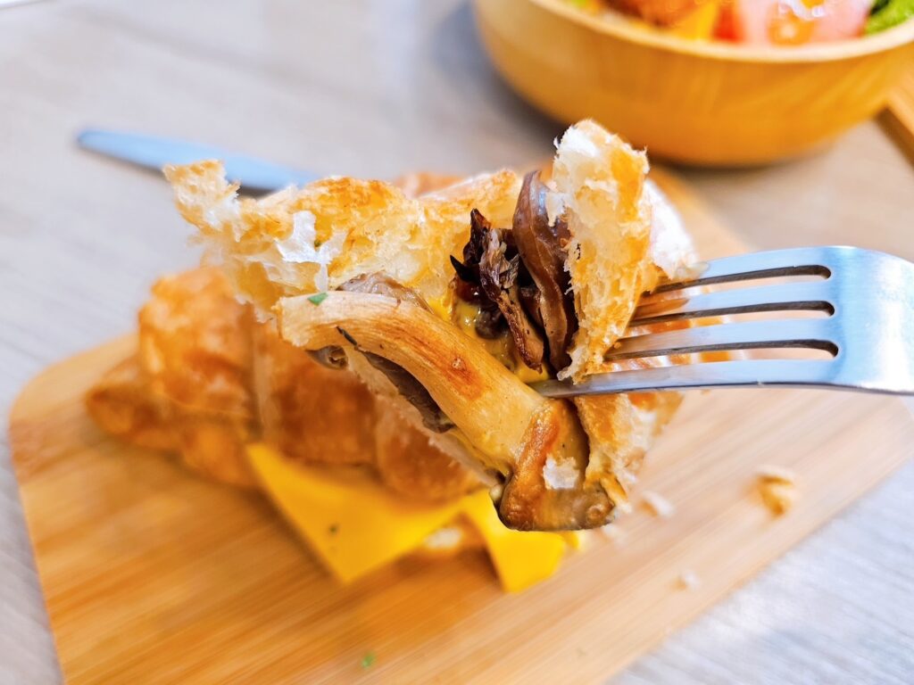 起司菇菇可頌-3