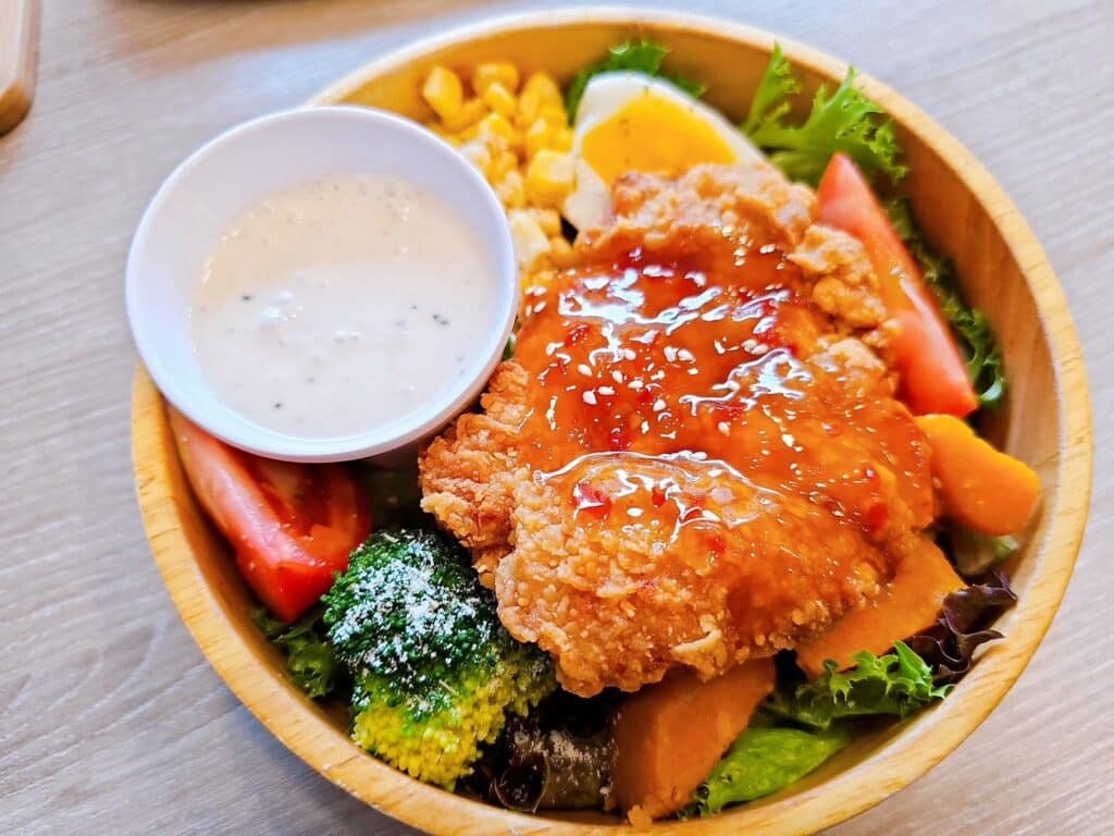 泰式卡拉雞沙拉